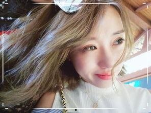 娱乐圈吃瓜男生小说,瓜田里的甜蜜陷阱