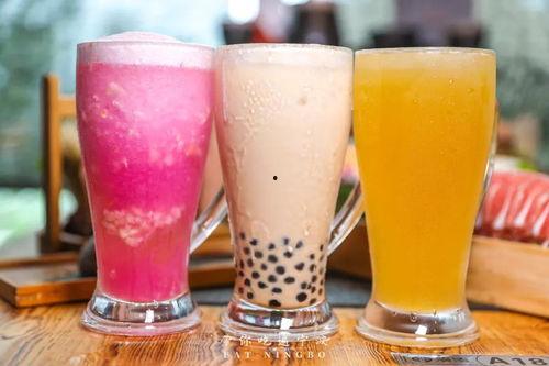 网友共享饮料娱乐吃瓜酱